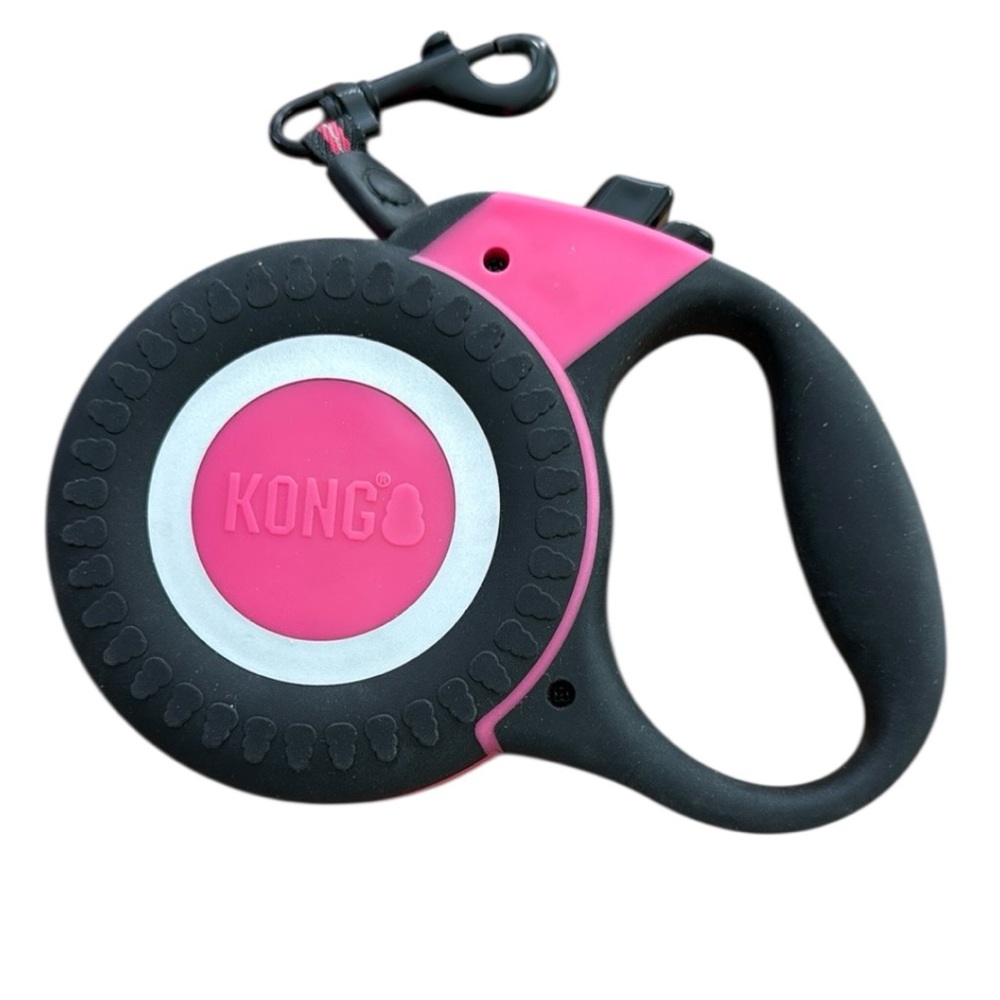 Kong 16 ft. Pink and Black Retractable Dog Leash